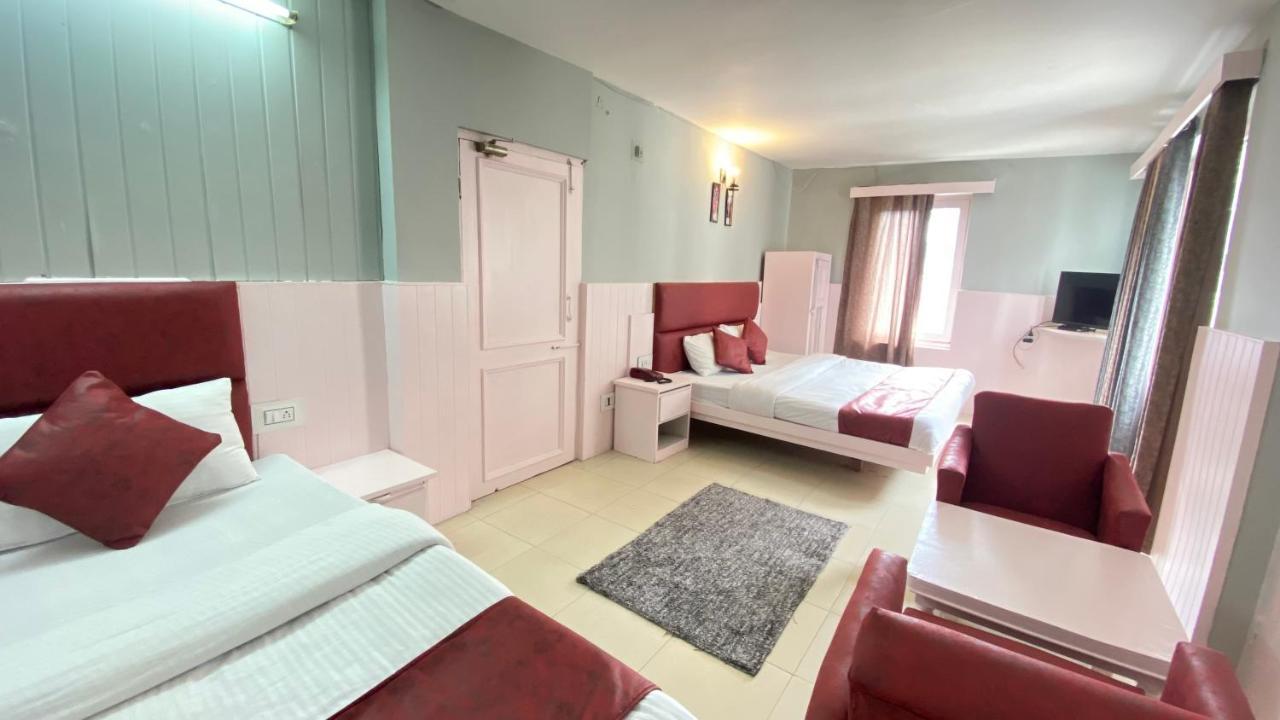 Hotel Meadows Manali Buitenkant foto