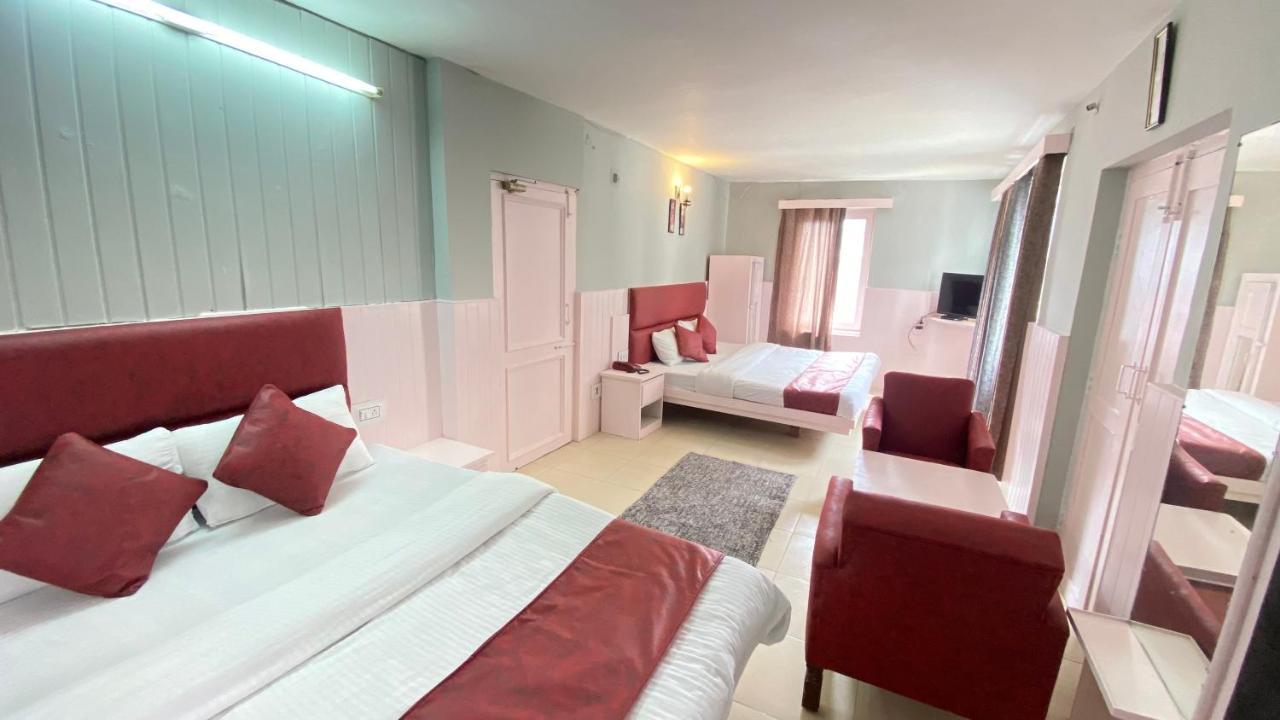 Hotel Meadows Manali Buitenkant foto