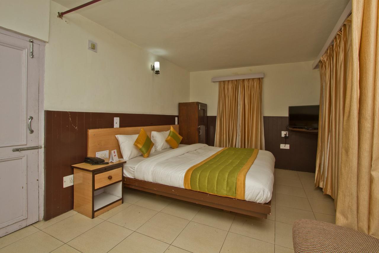 Hotel Meadows Manali Buitenkant foto